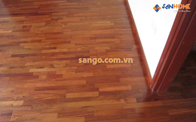 Sàn gỗ tự nhiên chất lượng được bán tại JANHOME